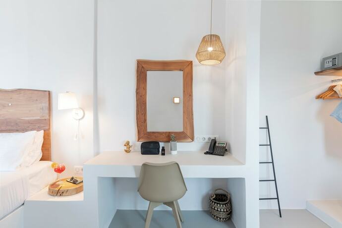 Imagen general del Hotel Paros Comfy Suites. Foto 8