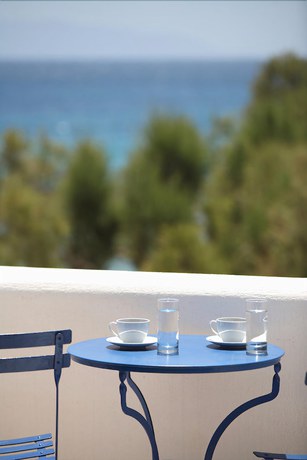 Imagen de la habitación del Hotel Paros Inn. Foto 12