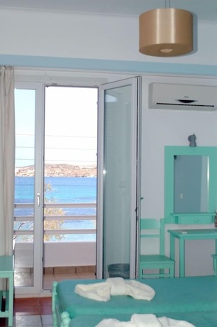 Imagen de la habitación del Hotel Paros, Paros Ciudad. Foto 16