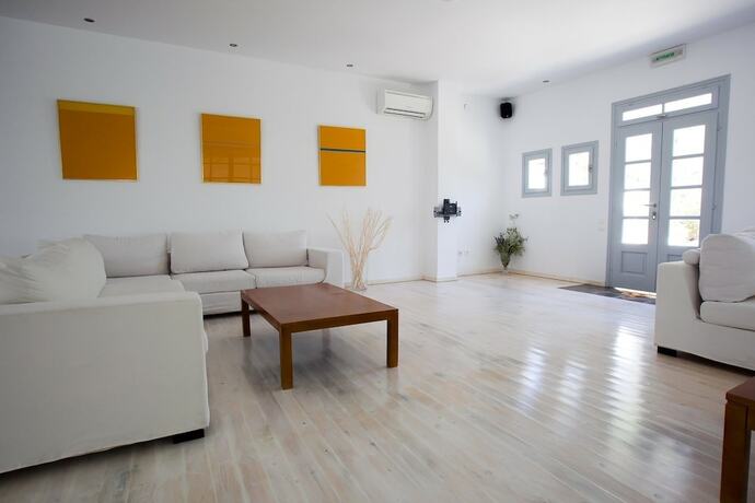 Imagen general del Hotel Paros Philoxenia. Foto 5