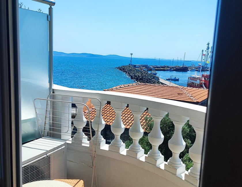 Imagen general del Hotel Paros, Pomorie. Foto 11