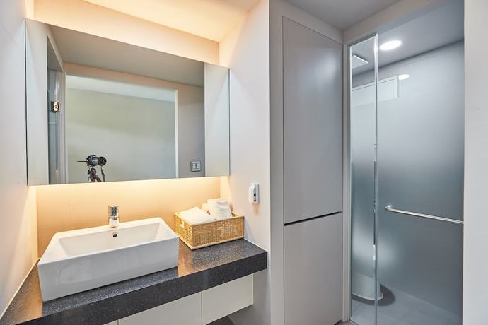 Imagen de la habitación del Hotel Parotia Water House. Foto 14