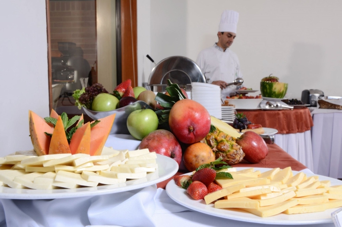 Imagen del bar/restaurante del Hotel Parque 97 Suites. Foto 6