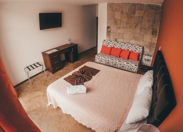 Imagen general del Hotel Parque Acu&aacute;tico Planeta Azul. Foto 10