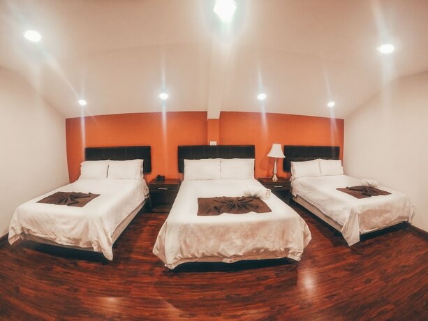 Imagen general del Hotel Parque Acu&aacute;tico Planeta Azul. Foto 16