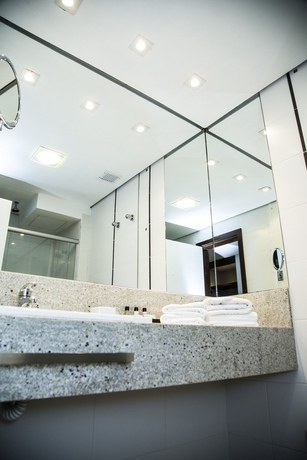 Imagen de la habitación del Hotel Parque Balneario Santos By Atlantica Hotels. Foto 6