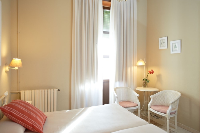 Imagen de la habitación del Hotel Parque - Balneario Termas Pallares. Foto 4