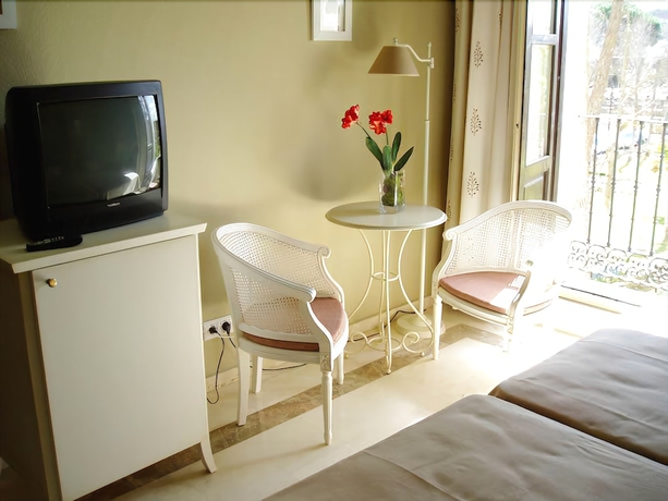 Imagen de la habitación del Hotel Parque - Balneario Termas Pallares. Foto 10