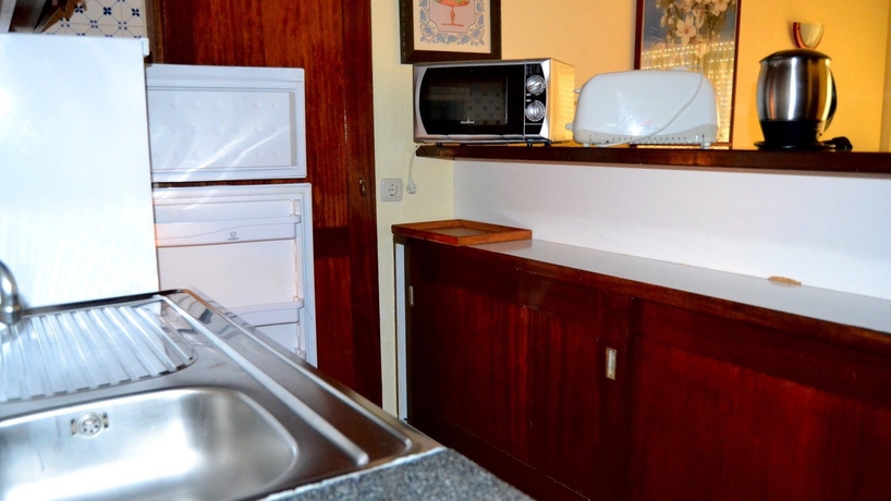 Imagen de la habitación del Hotel Parque Das Amendoeiras. Foto 6