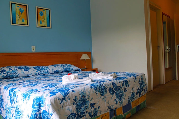 Imagen de la habitación del Hotel Parque Das Flores. Foto 7