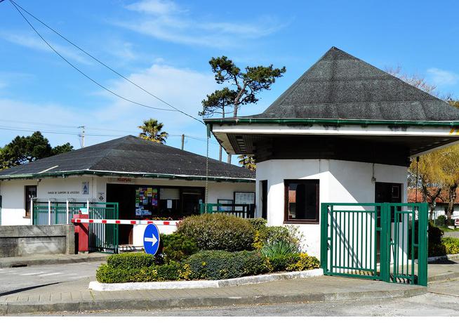 Imagen de los exteriores del Hotel Parque De Campismo Orbitur Angeiras. Foto 6