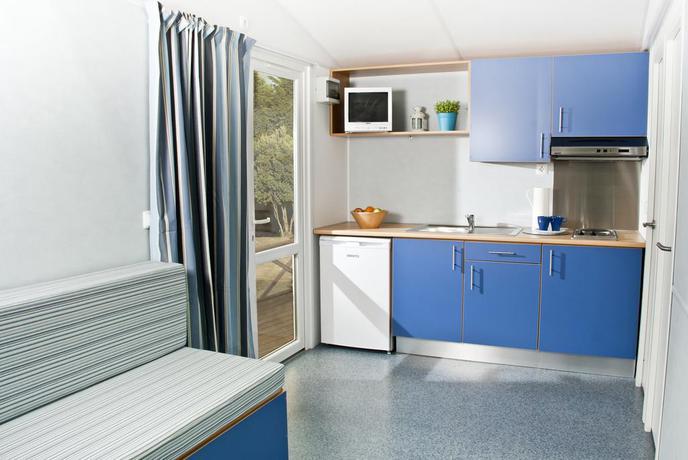 Imagen de los interiores del Hotel Parque De Campismo Orbitur Angeiras. Foto 9