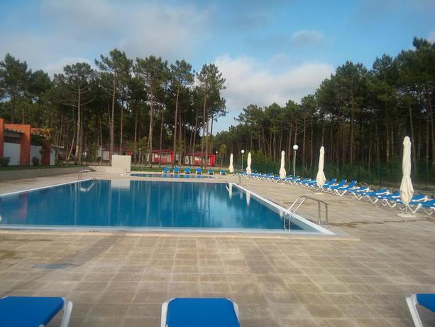 Imagen de la piscina del Hotel Parque De Campismo Orbitur Vagueira. Foto 16