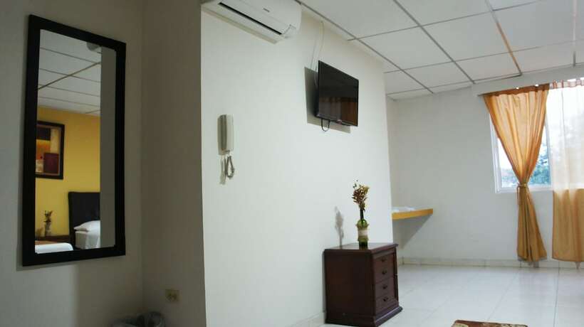 Imagen general del Hotel Parque Del Perro. Foto 4
