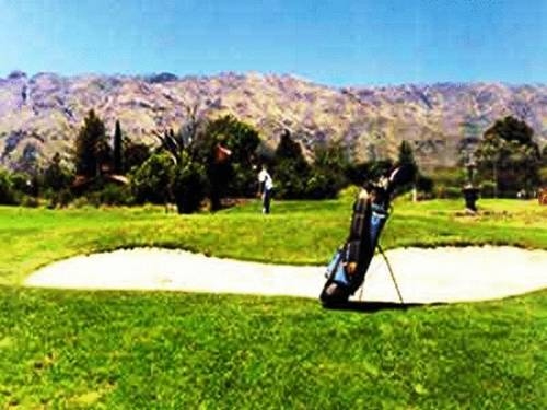 Imagen general del Hotel Parque Golf. Foto 9