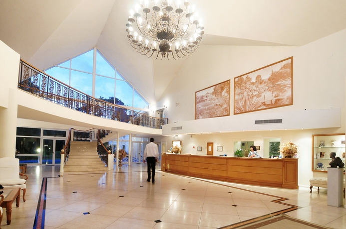 Imagen de los interiores del Hotel Parque Jean Clevers. Foto 14