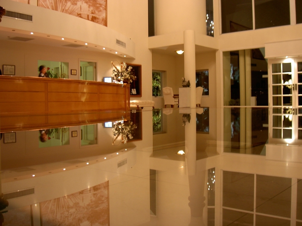 Imagen de los interiores del Hotel Parque Jean Clevers. Foto 16