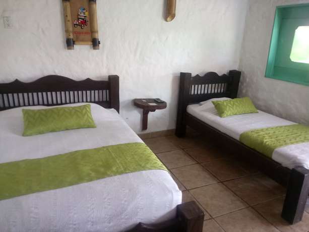 Imagen de la habitación del Hotel Parque Los Arrieros. Foto 11