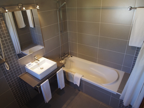 Imagen de la habitación del Hotel Parque Monte Verde. Foto 11