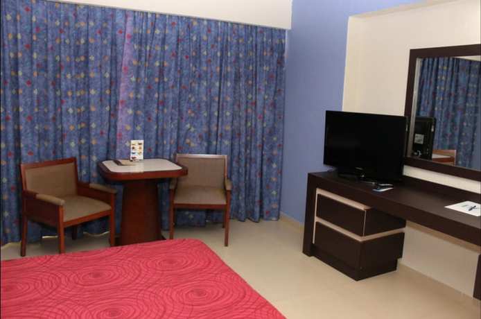 Imagen de la habitación del Hotel Parque Satelite. Foto 4