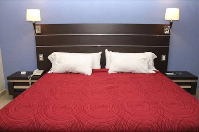 Imagen de la habitación del Hotel Parque Satelite. Foto 7