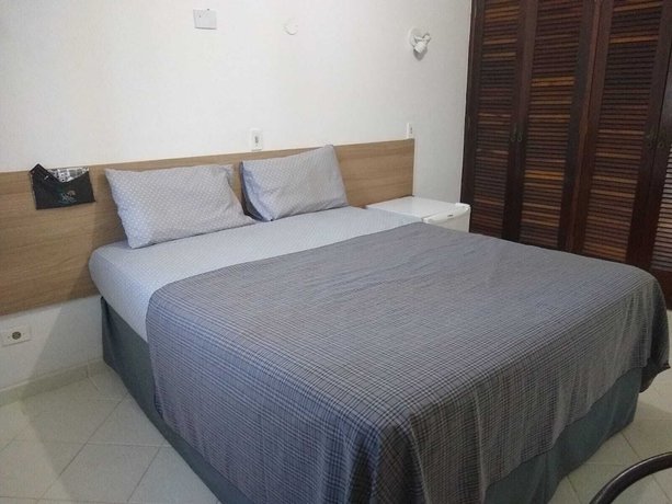 Imagen de la habitación del Hotel Parque Su&iacute;tes Guaruj&aacute;. Foto 9