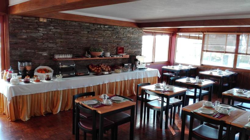 Imagen del bar/restaurante del Hotel Parque do R&iacute;o. Foto 2