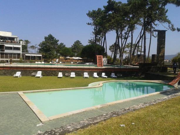 Imagen de los exteriores del Hotel Parque do R&iacute;o. Foto 6