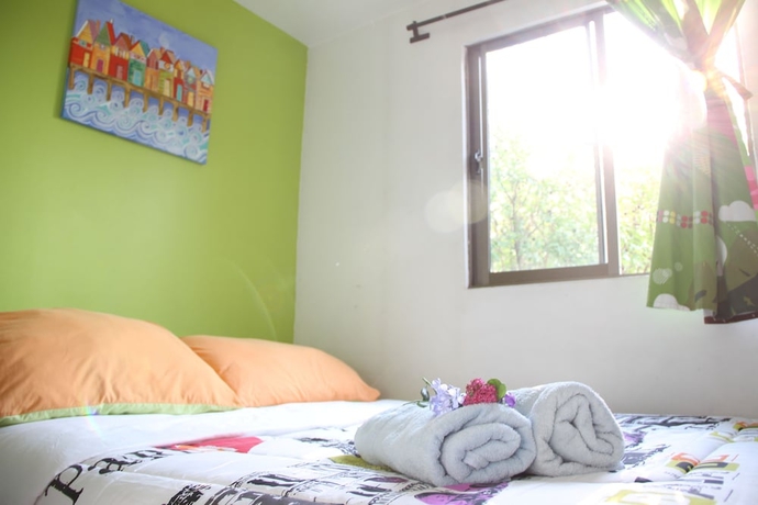 Imagen de la habitación del Hotel Parr&oacute;n De Colores. Foto 4