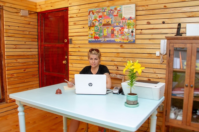 Imagen de los interiores del Hotel Parr&oacute;n De Colores. Foto 18