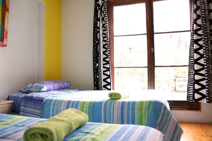 Imagen de la habitación del Hotel Parr&oacute;n De Colores. Foto 10