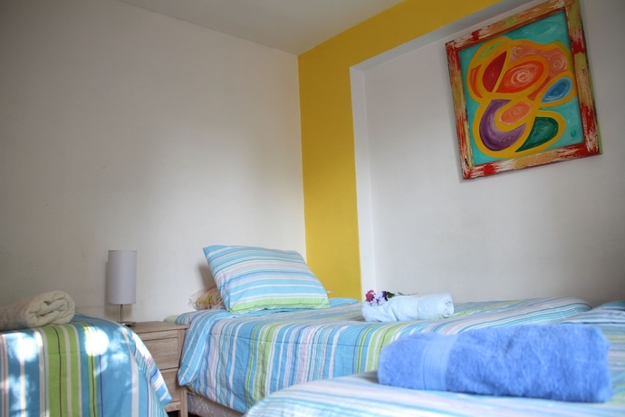 Imagen de la habitación del Hotel Parr&oacute;n De Colores. Foto 12