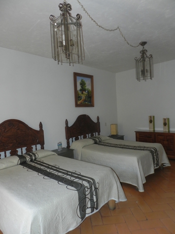 Imagen de la habitación del Hotel Parrokia. Foto 15