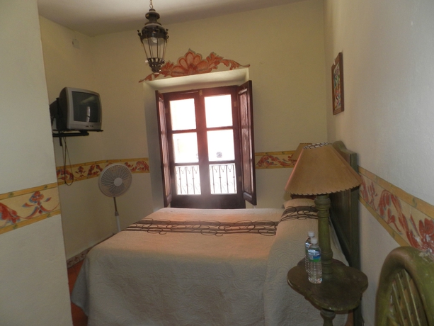 Imagen de la habitación del Hotel Parrokia. Foto 18