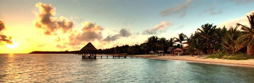 Imagen de los exteriores del Hotel Parrot Cove Lodge. Foto 6