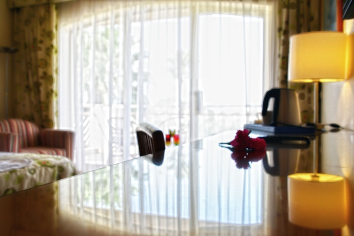 Imagen de la habitación del Hotel Parrotel Beach Resort. Foto 4