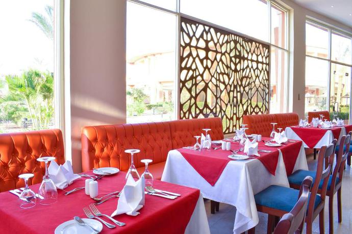 Imagen general del Hotel Parrotel Lagoon Waterpark Resort. Foto 4