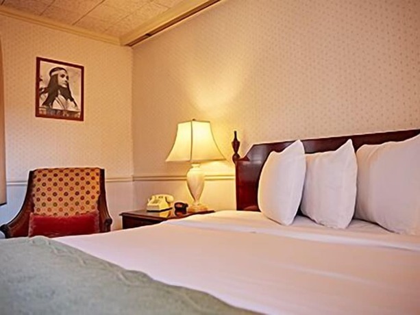 Imagen de la habitación del Hotel Parry Lodge. Foto 9