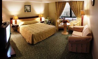 Imagen de la habitación del Hotel Pars Tabriz. Foto 6