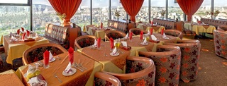 Imagen del bar/restaurante del Hotel Pars Tabriz. Foto 4