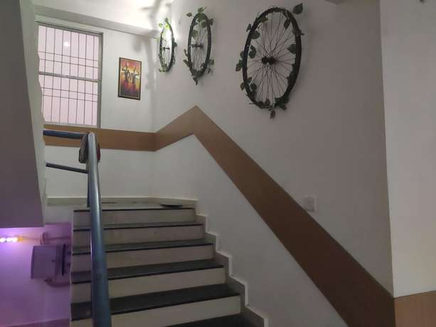 Imagen de los interiores del Hotel Parth. Foto 13