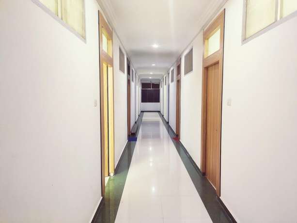 Imagen de los interiores del Hotel Parth. Foto 18