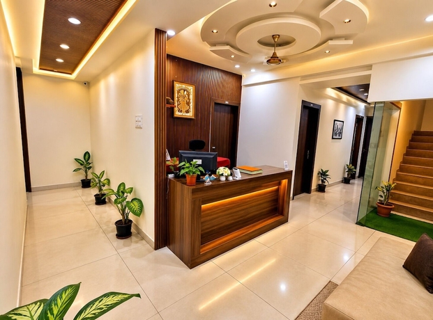 Imagen de los interiores del Hotel Parth Paradise. Foto 13