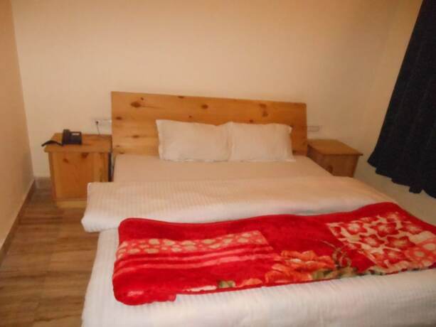 Imagen general del Hotel Parth Regency. Foto 4