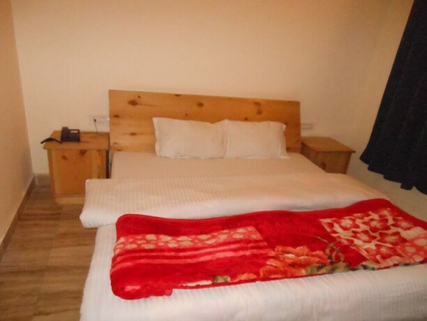 Imagen de la habitación del Hotel Parth Regency. Foto 7