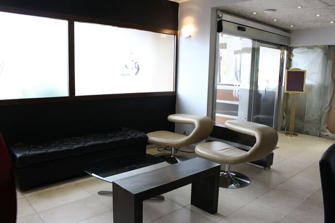 Imagen general del Hotel Particular Destiny Suites. Foto 14