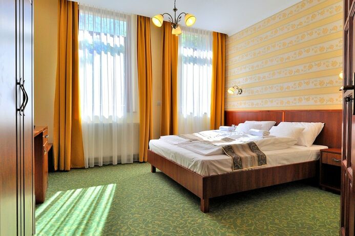 Imagen general del Hotel Partium. Foto 11