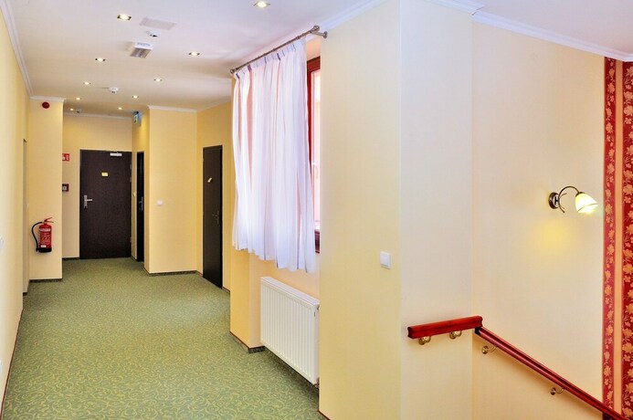 Imagen de los interiores del Hotel Partium. Foto 30