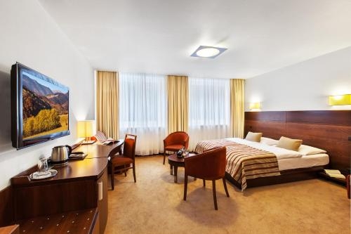 Imagen de la habitación del Hotel Partiz&aacute;n. Foto 7