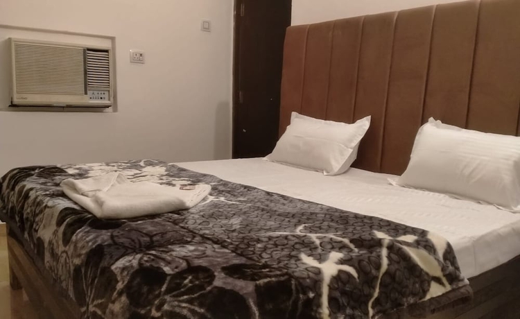 Imagen de la habitación del Hotel Parv, Varanasi. Foto 12